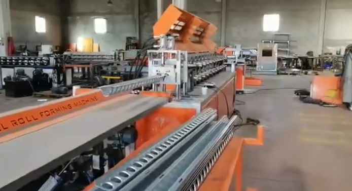 Vakum Tüplü Güneş Enerji Ön Sac Manifold Makinesi